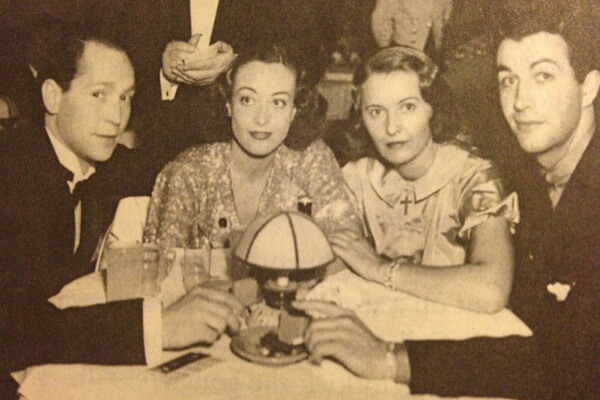 USE IN THE NOH stanwyck crawford et al.jpg Joan Crawford and Barbara Stanwyck with the husbands Franchot Tone and Robert Taylor. | SIMON & SCHUSTER