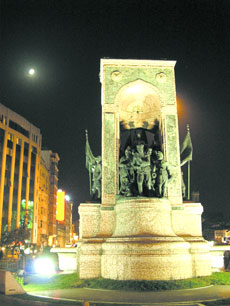 Paradox between Europe and Islam|Paradox between Europe and Islam|Paradox between Europe and Islam