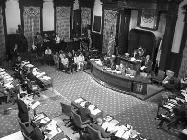 City Council Passes Benefits Bill