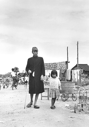 Japan’s Knowing Shutterbug