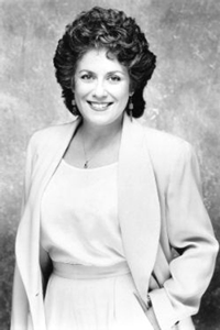 Tony-Winner Plays a Coloratura