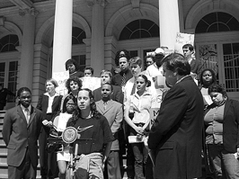 ADVOCATES PUSH FOR HOMELESS YOUTH SHELTER
