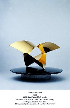 Between Sculpture and Architecture
