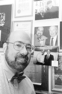 Arthur Strickler Dead at 60