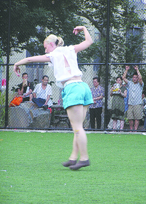 Two Make Flap In Columbus Park