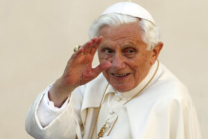 Benedict-XVI-IS