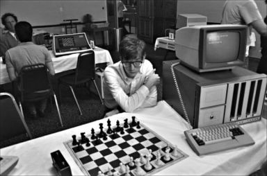 Patrick Riester as Peter Bishton in Computer Chess, a film by An