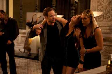 KRAMER-breaking-girls-ashmore-zima-brucknerIS