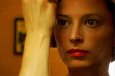 ERICKSON-actress-mirror-IS