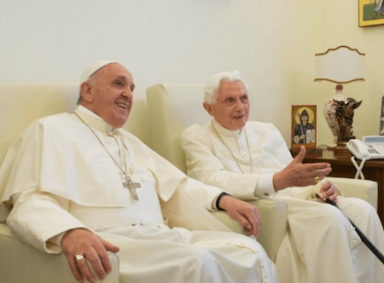 HUMM-2-popes-IS
