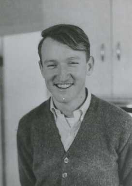 BUSBY-yale-IS