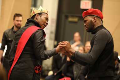 Mobile Unit presents
HENRY V