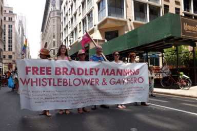 osborne-parade-2013-manning