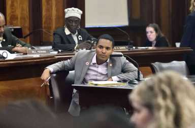 Ritchie Leads House Rivals in Cash, Bronx Donors