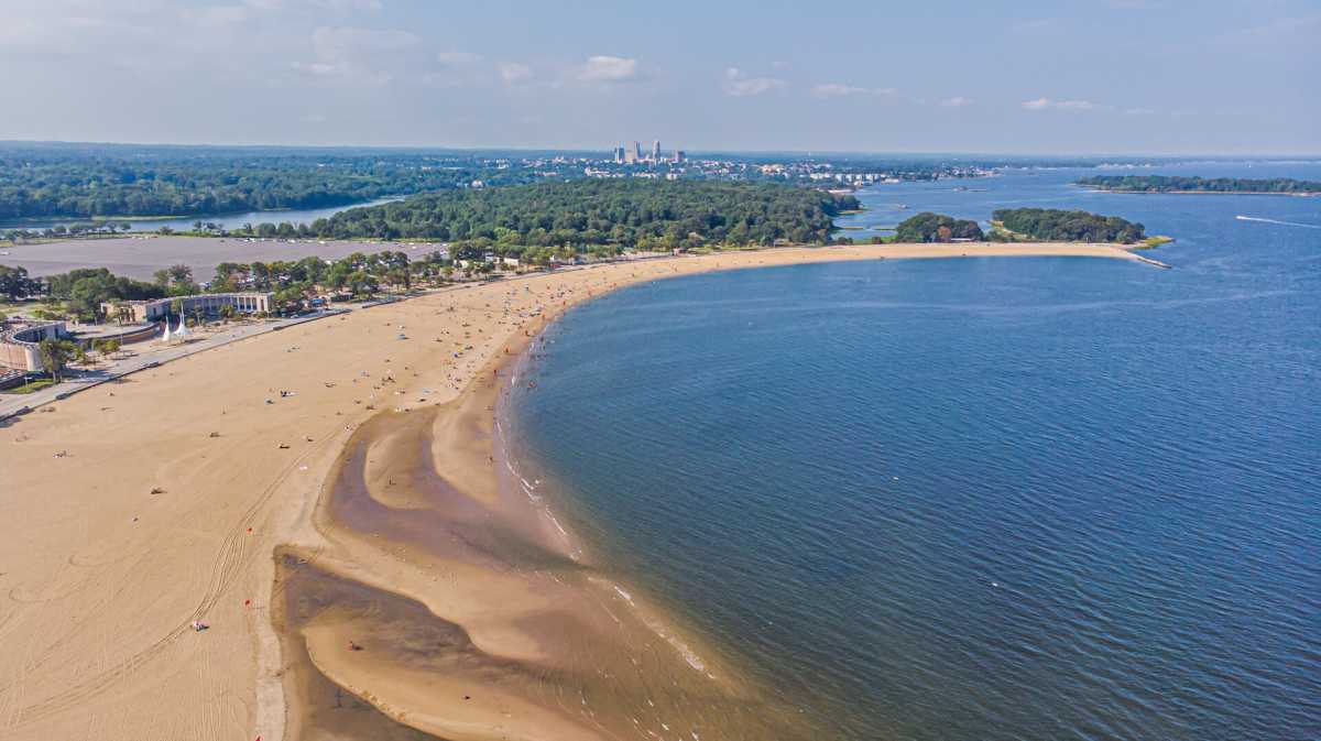 Orchard_Beach_-_Pelham_Bay_Park_-_The_Bronx