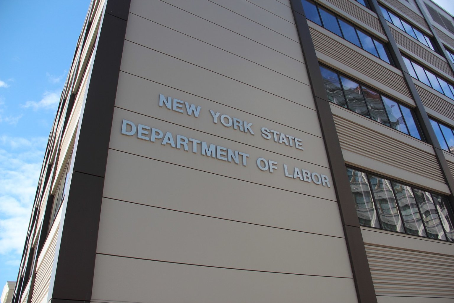 Amazon to open new Bronx locations, other spots across New York Bronx(06)
