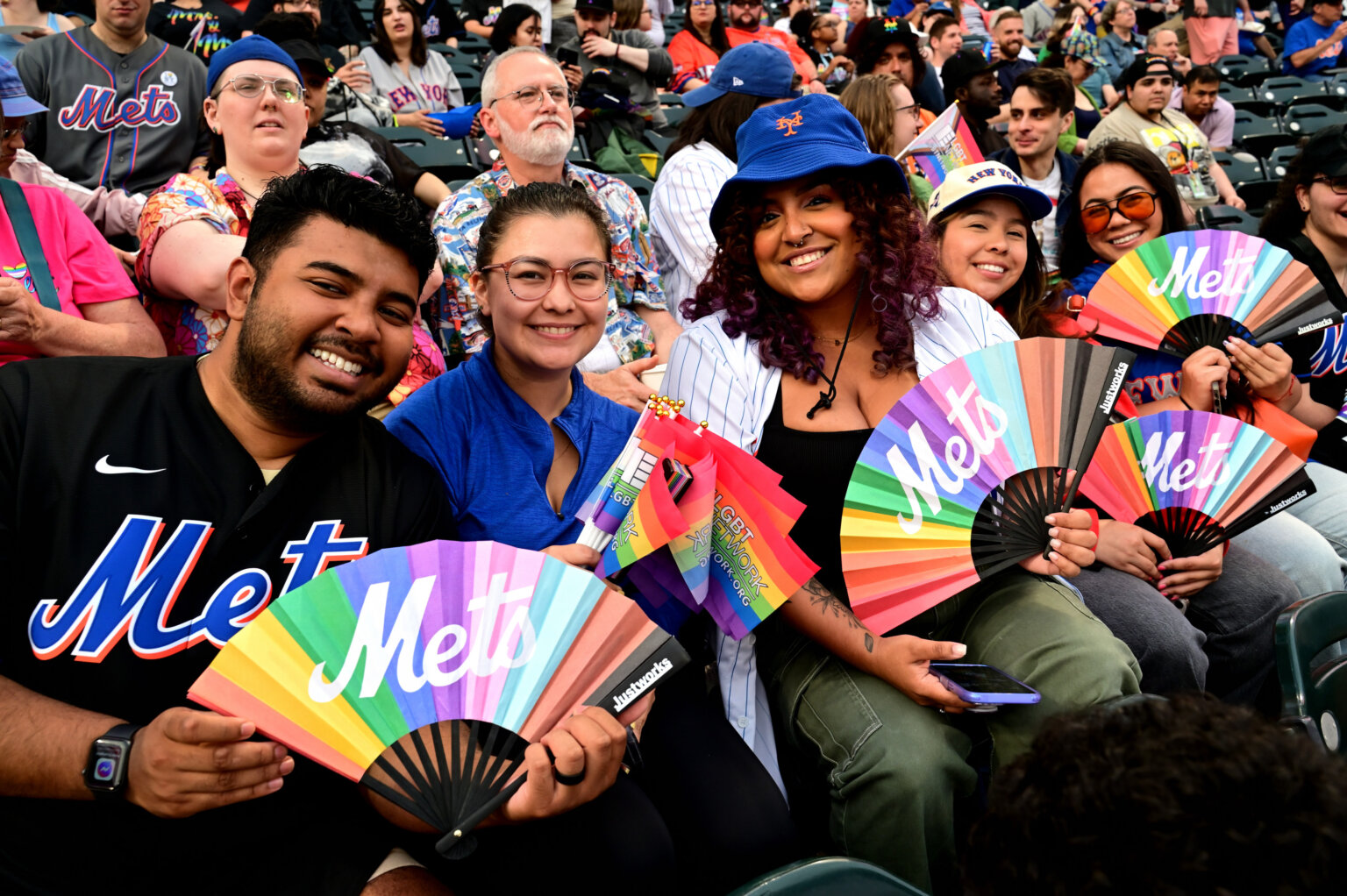 Mets fans celebrate Pride at Citi Field