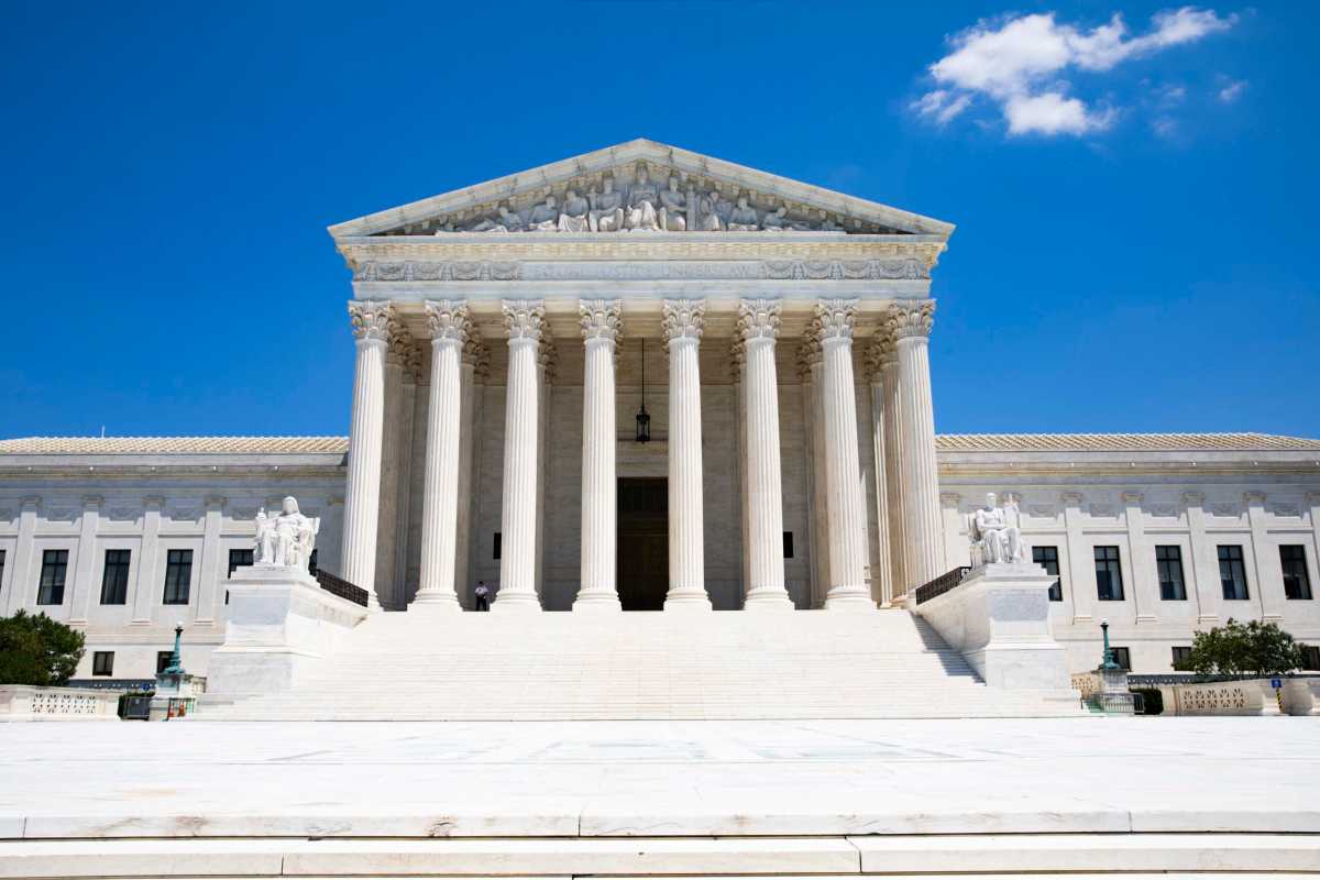 A case in which the Oregon Court of Appeals ruled that a bakery violated the state’s civil rights law by refusing to make a wedding cake for a lesbian couple has been returned to the Oregon Court of Appeals by the US Supreme Court.