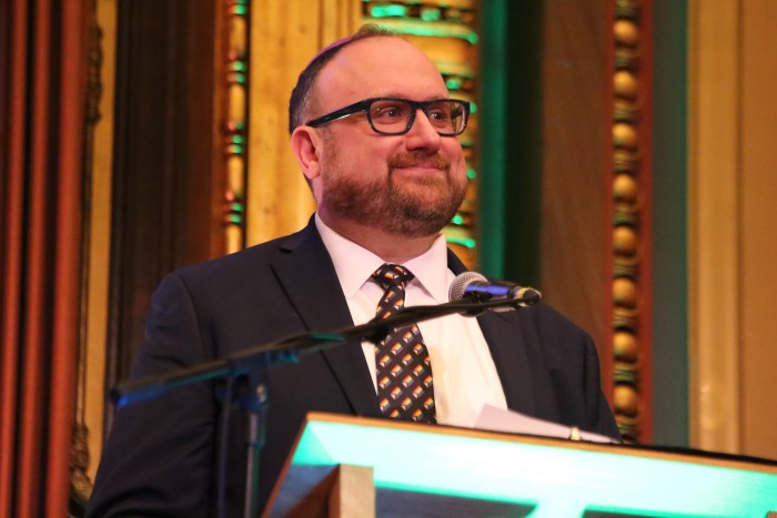 Rabbi Jason Klein, the incoming rabbi following the retirement of Sharon Kleinbaum, speaks at the Congregation Beit Simchat Torah Pride Shabbat on June 28.