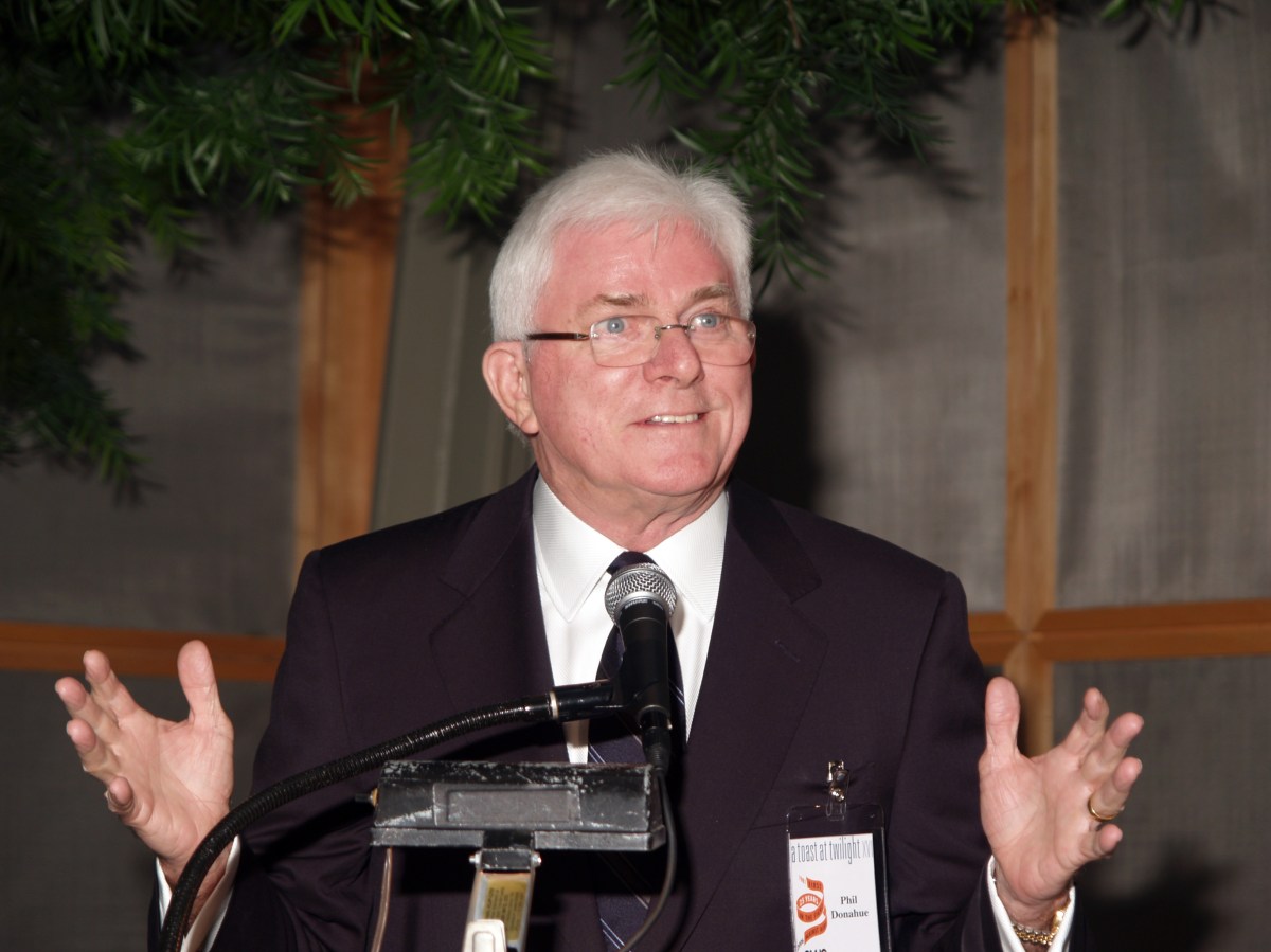 Phil Donahue speaks at GMHC's Toast at Twilight at the Asia Society.