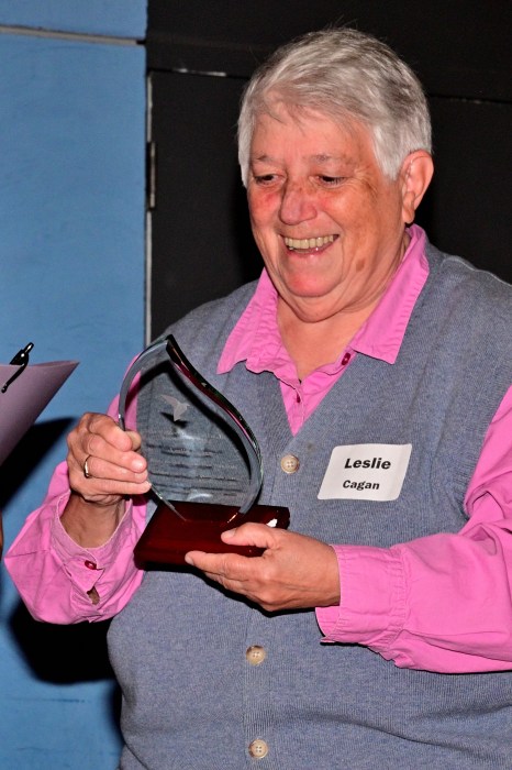 Leslie Cagan accepts her award.