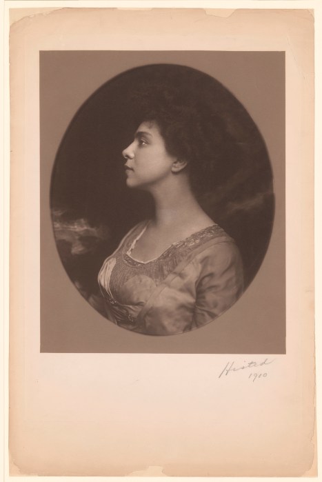 Portrait of Belle da Costa Greene, 1911, by the photographer Ernest W. Histed.