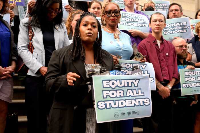 Mimi Shelton is a board member at Trans formative Schools.