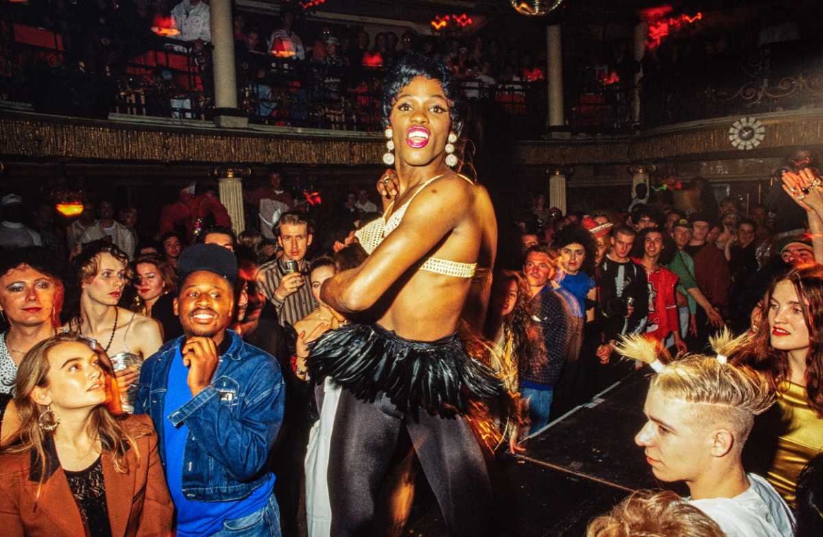 A 1990 KG vogueing ball at Cafe de Paris.