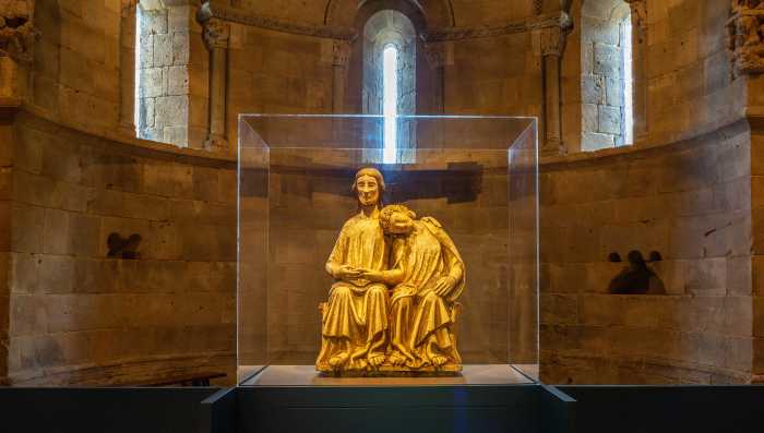 The culminating piece of the exhibit is a 14th century German statue borrowed from the Cleveland Museum of Art, depicting Jesus and John the Baptist in the style of a married couple. The plaque describes how medieval viewers would have seen their relationship as a form of marriage “with Jesus in the role of the groom” and one that “stretched gender roles and sexual identities.”
