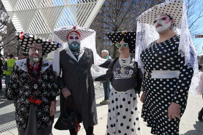 The NYC (dis)Order of Sisters.