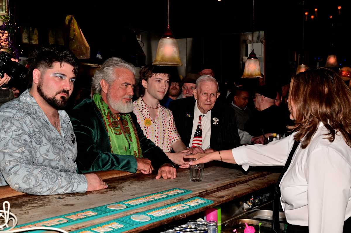 Julius' Bar, Randy Wicker reenact 1966 sip-in' against anti-gay liquor law